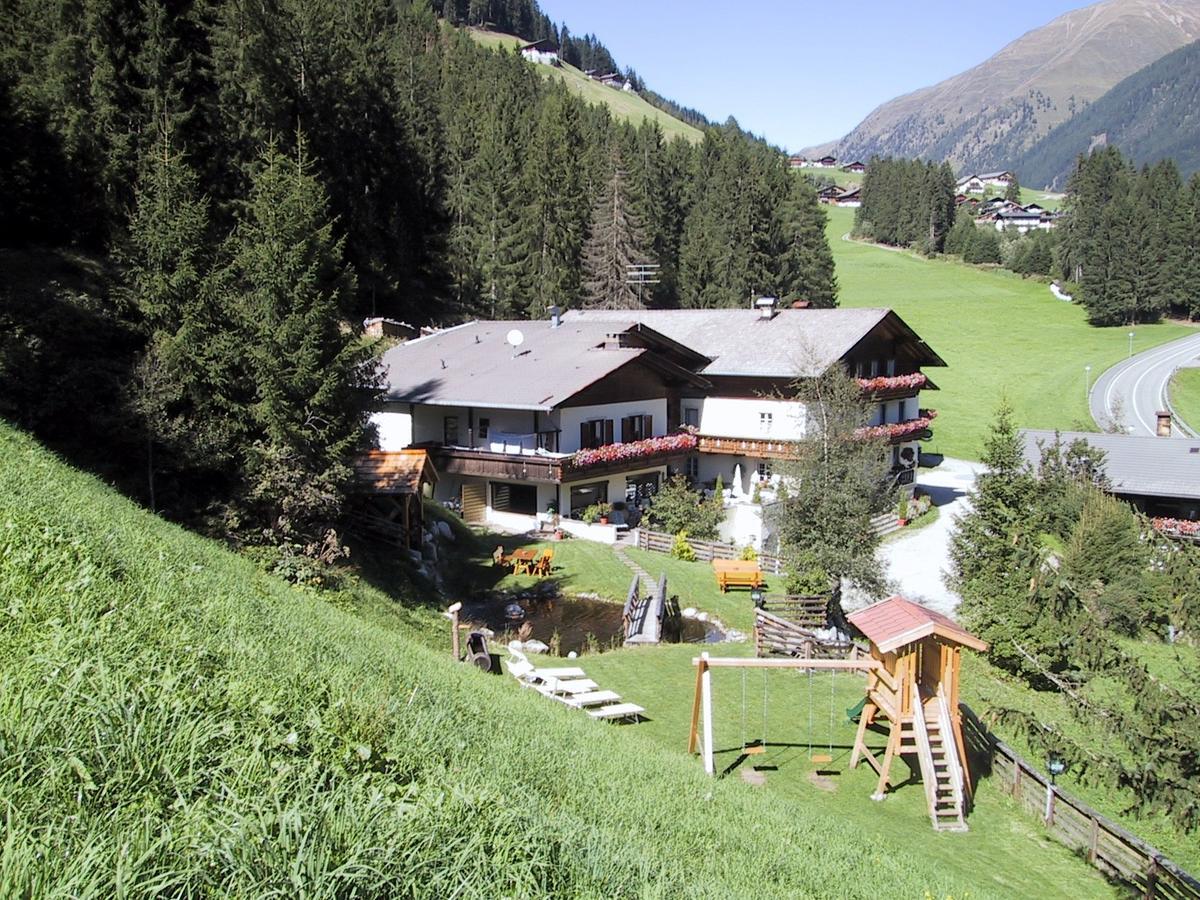 Hotel Pension Leitenhof Santa Maddalena in Casies Esterno foto